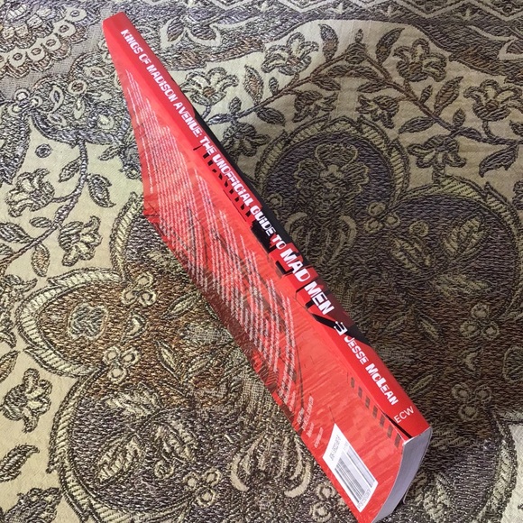 Mad Men book Kings of Madison Avenue the unofficial guide by Jesse McLean 2009 - Picture 2 of 7